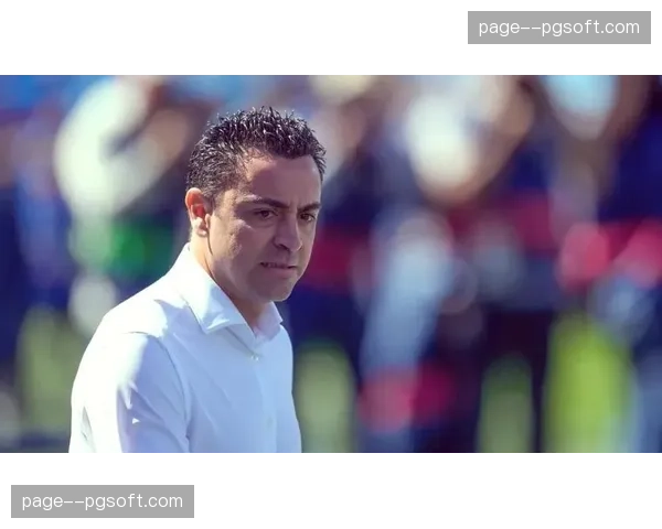 哈维在赛前新闻发布会展示战术板，详解对赫塔菲时的高位防守部署