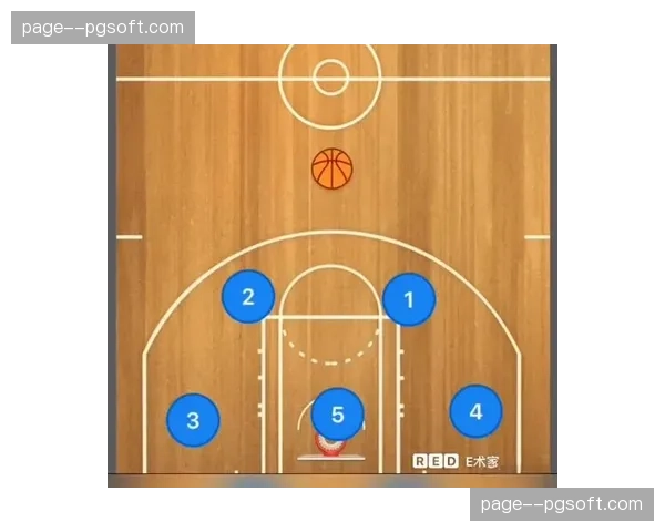 战术板镜头：门兴主帅在场边不断示意阵型前压，意图提升转换压迫的发起区域